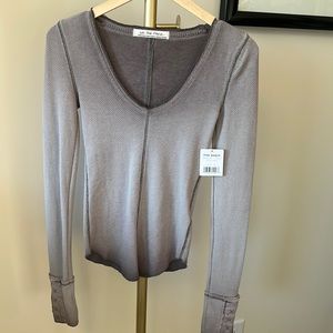 NWT!! We the free long sleeve shirt